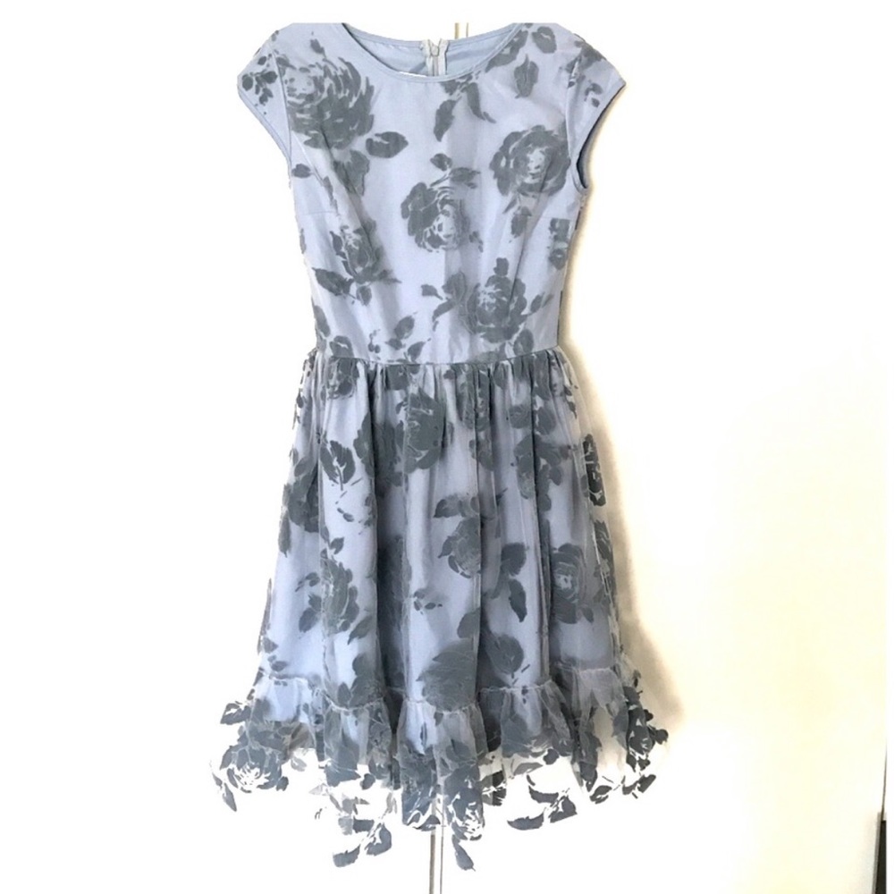 Lace dress